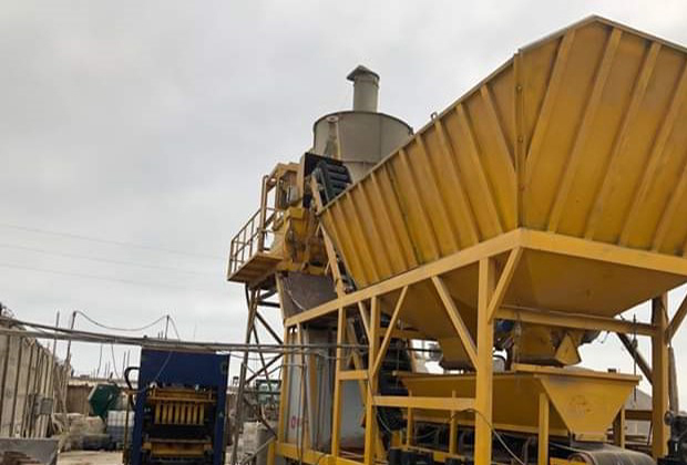 Planta de AC concretos en sus inicios