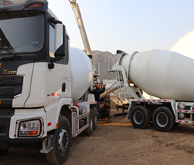 Concreto a la hora indicada